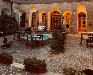اقامتگاه سنتی خانه صبا کرمان 1