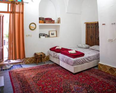 اقامتگاه سنتی خانه صبا کرمان 3