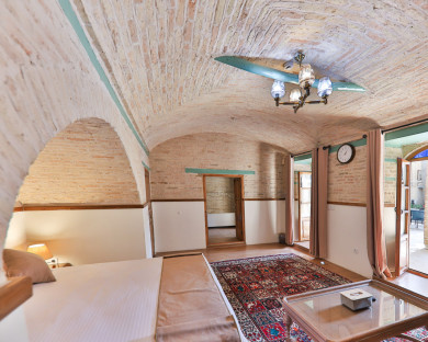 اقامتگاه سنتی آریانا مهر کرمانشاه 22