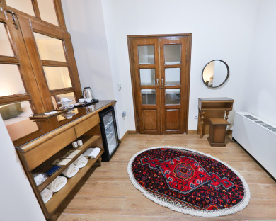 اقامتگاه سنتی آریانا مهر کرمانشاه 26