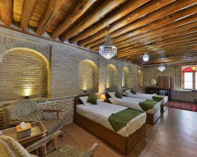 اقامتگاه سنتی آریانا مهر کرمانشاه 11