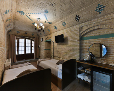 اقامتگاه سنتی آریانا مهر کرمانشاه 7