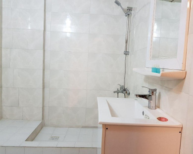 هتل داریوش کرمانشاه 5