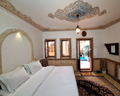 اقامتگاه بومگردی دیاوا نطنز 8