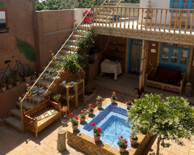 اقامتگاه بومگردی میراث پدری نیشابور