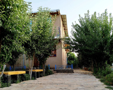 اقامتگاه بومگردی جیژوان روانسر