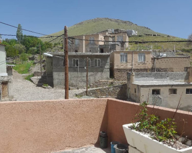 اقامتگاه بومگردی هه وارگه ی هانیس سنندج