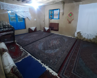 اقامتگاه بومگردی تاو سنندج 4