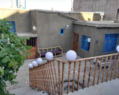 اقامتگاه بومگردی سنار سردشت