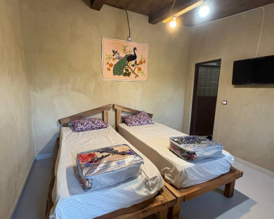 اقامتگاه بومگردی تی تی تگن ساری 15