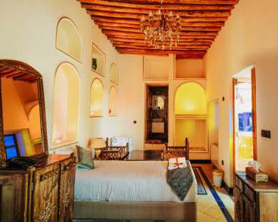 هتل بوتیک آناهید شیراز 10