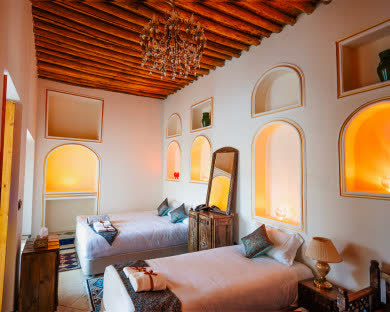 هتل بوتیک آناهید شیراز 11