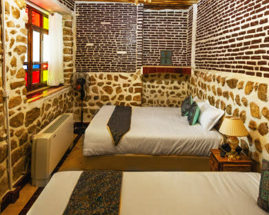 هتل بوتیک آناهید شیراز 14