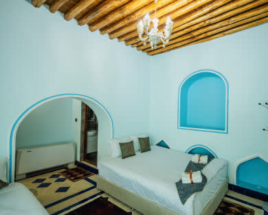 هتل بوتیک آناهید شیراز 17