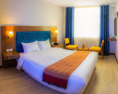 هتل آریانا شیراز 12