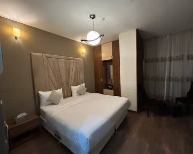 هتل باغ چهار فصل شیراز 9