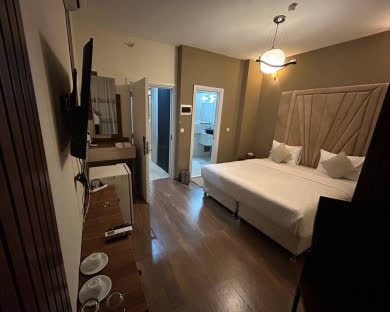 هتل باغ چهار فصل شیراز 11