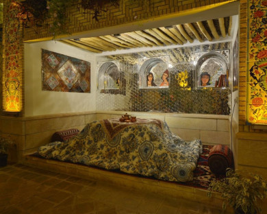 اقامتگاه بومگردی سرای همایونی شیراز 20