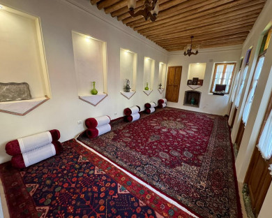 اقامتگاه بومگردی جانان شیراز 3