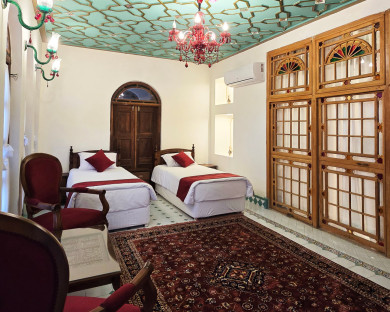 هتل بوتیک عمارت محلاتی شیراز 22