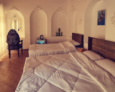 اقامتگاه سنتی صوفی راز شیراز 8