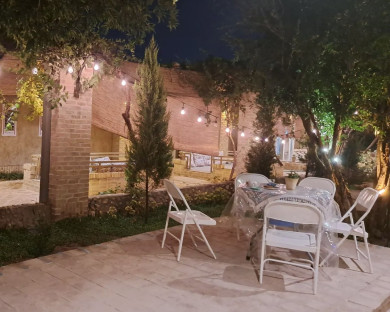 اقامتگاه بومگردی طرفه سپیدار سیرجان 2