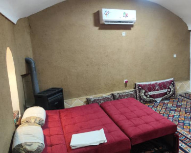اقامتگاه بومگردی آقامیرزا طبس 3