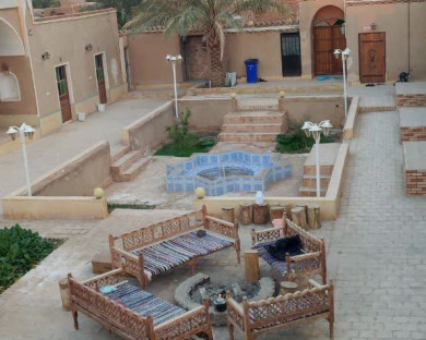 اقامتگاه بومگردی بابا حاجی حلوان طبس 2