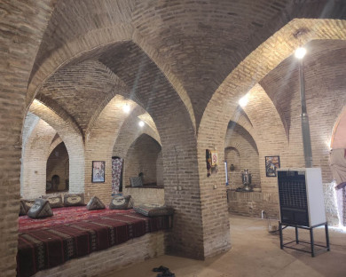 اقامتگاه بومگردی سرای ارغوانی طبس 5