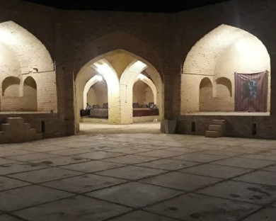 اقامتگاه بومگردی سرای ارغوانی طبس 1