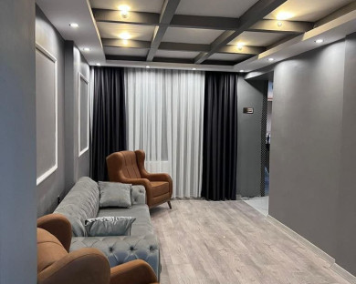 van-comfortsuite-3.jpg