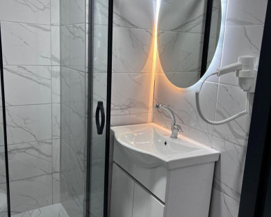 van-comfortsuite-7.jpg