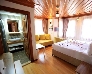 هتل کروان (Kervan) وان 6