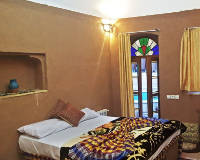 اقامتگاه بومگردی فروردین یزد 23