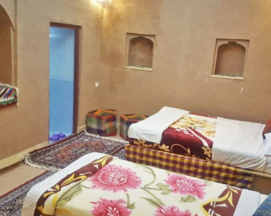 اقامتگاه بومگردی فروردین یزد 28