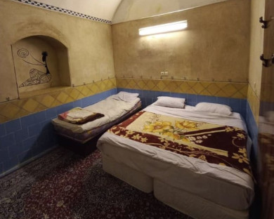 اقامتگاه بومگردی فروردین یزد 31