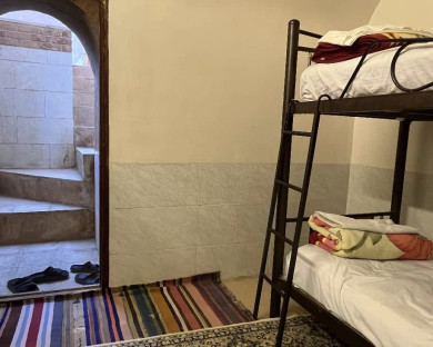 اقامتگاه بومگردی فروردین یزد 34