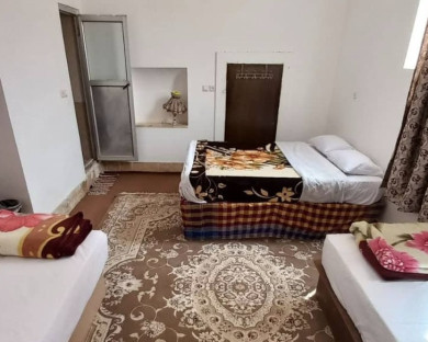 اقامتگاه بومگردی فروردین یزد 36