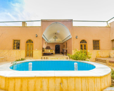 اقامتگاه بومگردی فروردین یزد 2