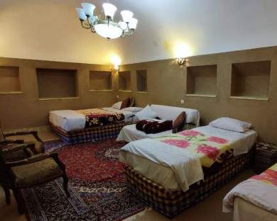 اقامتگاه بومگردی فروردین یزد 6