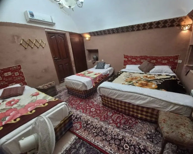 اقامتگاه بومگردی فروردین یزد 7