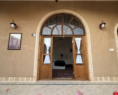 اقامتگاه بومگردی نیلوفر آبی یزد 14