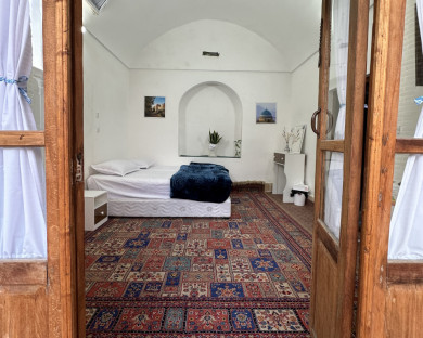 اقامتگاه بومگردی نیلوفر آبی یزد 15