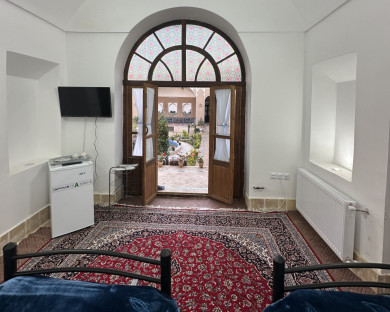 اقامتگاه بومگردی نیلوفر آبی یزد 18