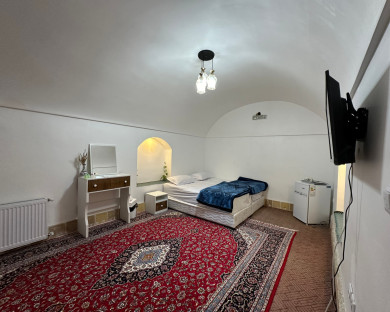 اقامتگاه بومگردی نیلوفر آبی یزد 6