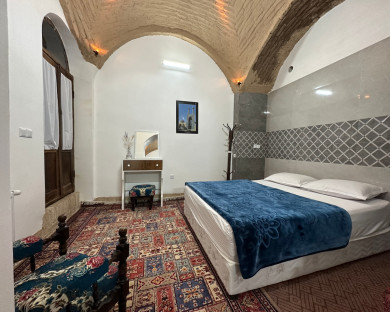 اقامتگاه بومگردی نیلوفر آبی یزد 24