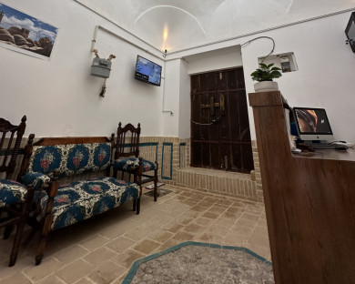 اقامتگاه بومگردی نیلوفر آبی یزد 4