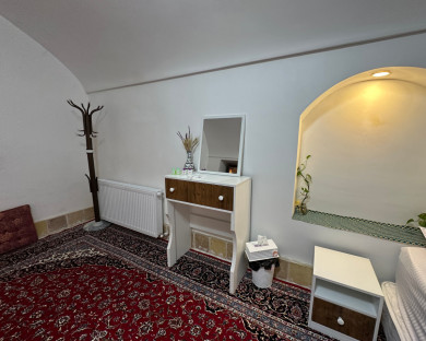 اقامتگاه بومگردی نیلوفر آبی یزد 8