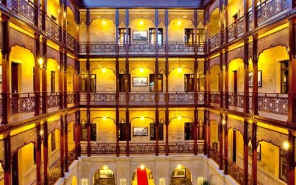 هتل شاه پالاس (Shah Palace) باکو