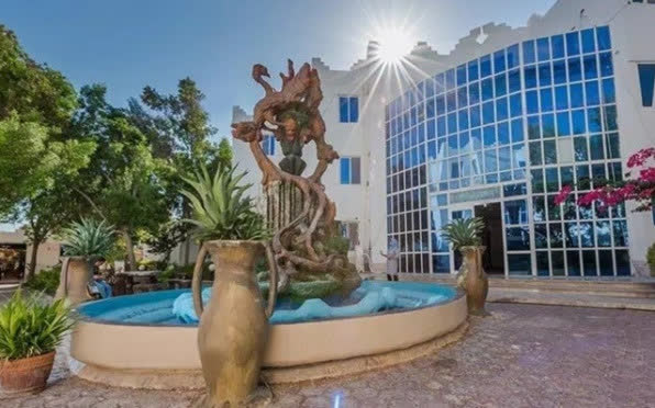 هتل ققنوس کیش